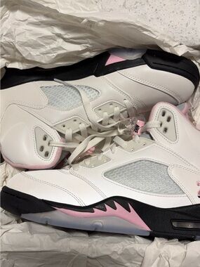 Jordan Women's White and Light Pink High-Top Sneakers
